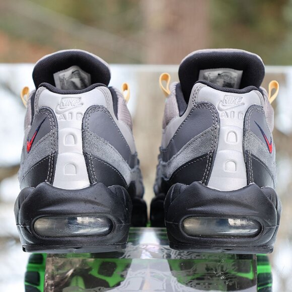 Nike Air Max 95 Evolution Of Icons - Picture 10 of 14